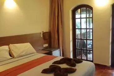 Hotel Sea Breeze Village, Baga Goa