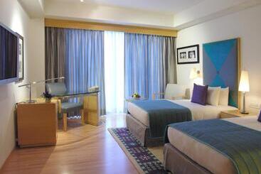 Отель Taj Chandigarh