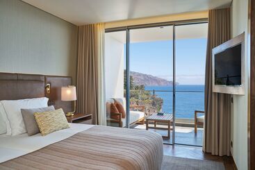 Hotel Les Suites At The Cliff Bay Portobay