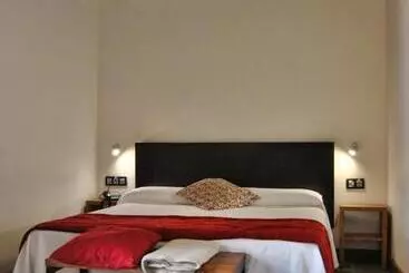 田舎風ホテル Rural El Mondalon