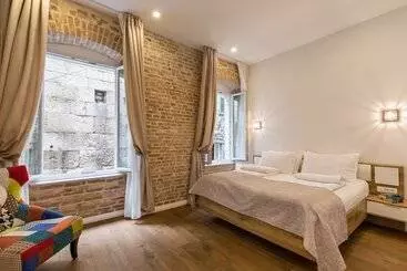 Hostal Pellegrini Luxury Rooms