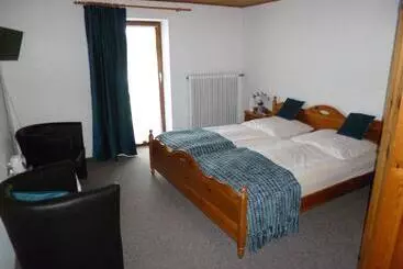 Hotel Gästehaus Am Berg