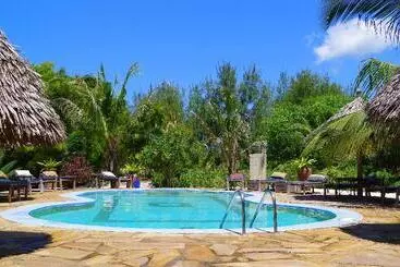 בית מלון כפרי Mbuyuni Beach Village