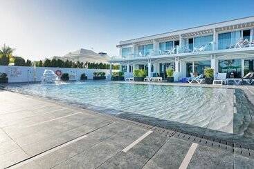 דירה Ura Lara Adults Only