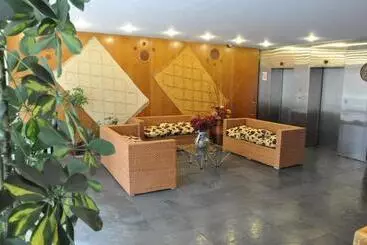 Апартаменты Versalles Suites