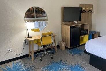 فندق Days Inn By Wyndham Newnan