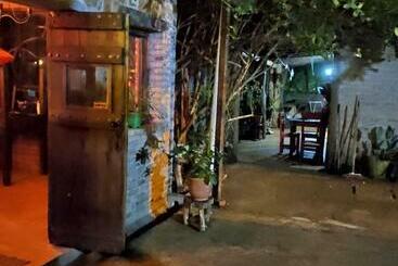 تختخواب و صبحانه Parana Inn