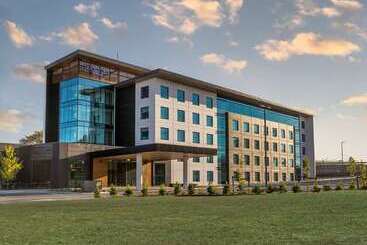 Hotel Doubletree By Hilton Auckland Karaka