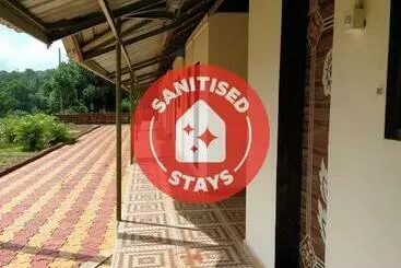 Hotel Oyo 82298 Vrindavan Rooms