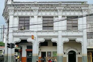 Hotel Reddoorz @ Baldevia Silay