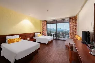 Karon Phunaka Resort