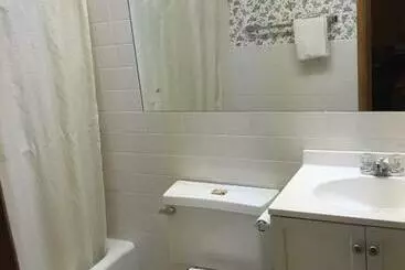 Motelli Budget Inn   Cambridge