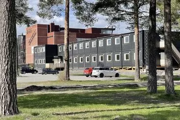 Otel Biri Arena Overnatting