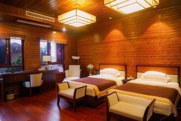 فندق Prince Manor Villa