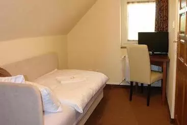 پانسیون Arina Villa