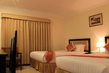 Cardamom & Apartment