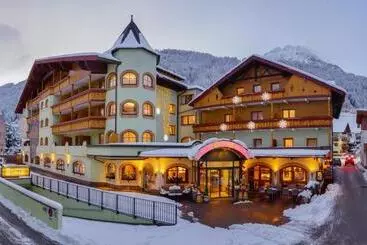ホテル Alpinresort Stubaierhof S