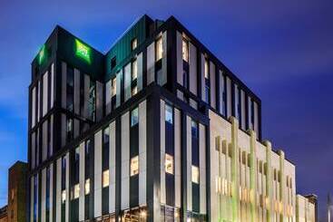 ホテル Spark By Hilton London Romford