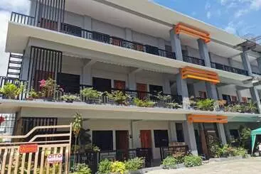 Hotel Oyo 833 Ln Apartelle