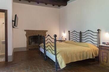 בית מלון כפרי Foro Appio Mansio