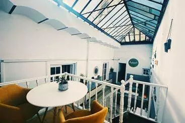 ペンション Avokanto Hostel
