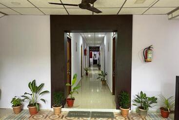فندق Purnima Residency