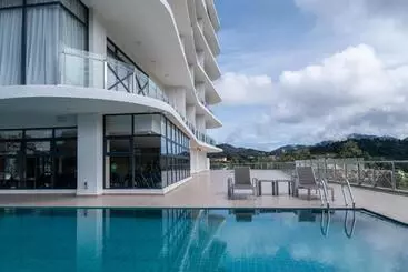 Zenith Hotel Cameron