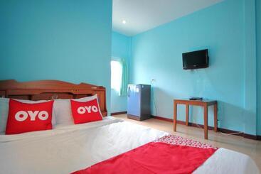 هتل Oyo 496 Chok Phikul Thong Resort