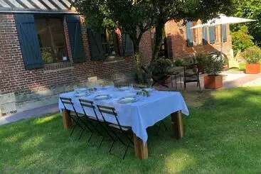 Bed and Breakfast Le Domaine Des Volets Bleus