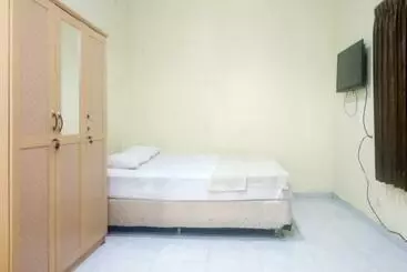 Hotel Pavilon Homestay Near Stikes Harapan Ibu Redpartner