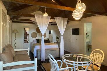 ペンション Pousada Alumiar