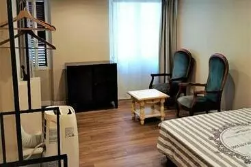 Aparthotel Operappart 4