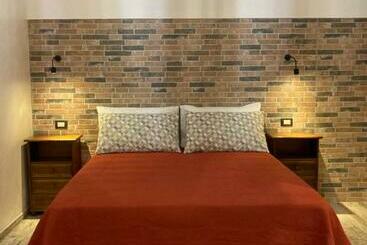 تختخواب و صبحانه Il Turista Russo