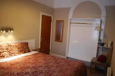 Bed and Breakfast Parkway Guesthouse