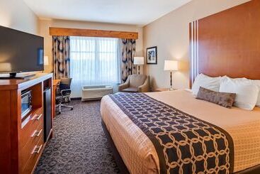 호텔 Best Western Plus Rose City Conference Center Inn