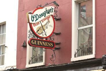 هتل O'Donoghue's