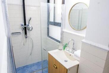 Majatalo Suite Sod Hachaim  Artist Quarter Old City Tzfat