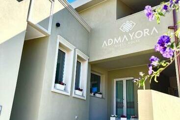 Pensionat Admayora Guest House