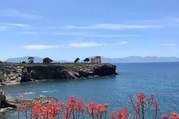 Pensió Le Lanterne Di Terrasini