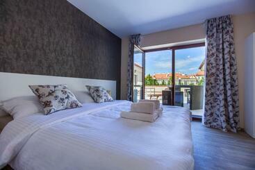 بنسيون Penzion A Restaurace Feldsberg