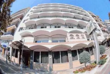 فندق Elpida City