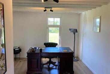 Aamiaismajoitus (B&B) Polderzicht