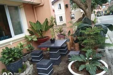 Pensió Tagum Mini Hotel By Tripleview Residences