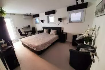 B&b Cosiness