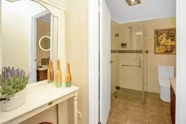 Aamiaismajoitus (B&B) Settlers Cottage