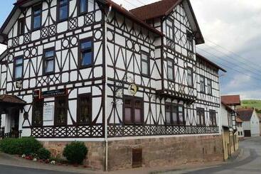 Отель Pension Hirsch/schwan