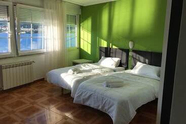 هتل Playa De Quenxe