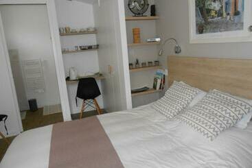 تختخواب و صبحانه Chambre Hôte Avec Piscine La Vialatte