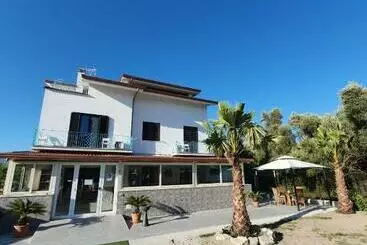 Ohana B&b And Restaurant