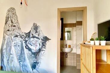 ペンション Bedandclimbing